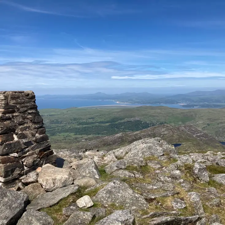 Rhinog Faer summit